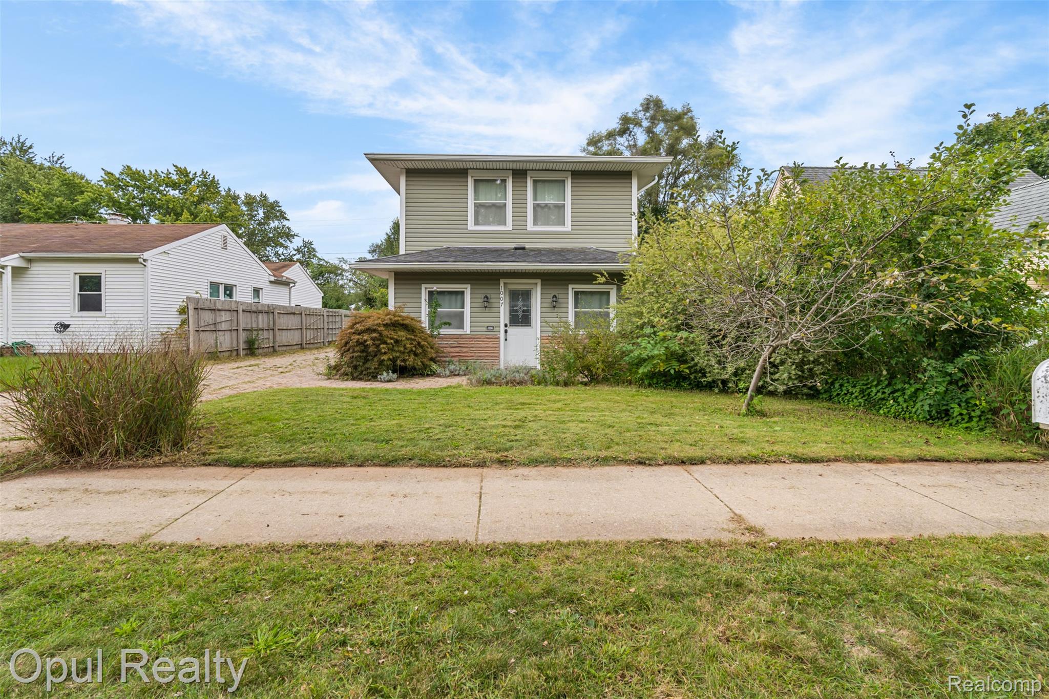 1007 Michigan Street