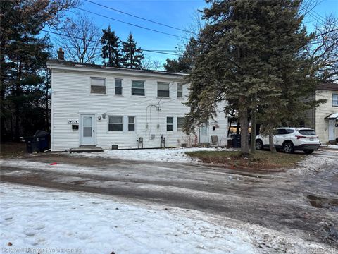 34232 Dayton Court Westland City MI 48186