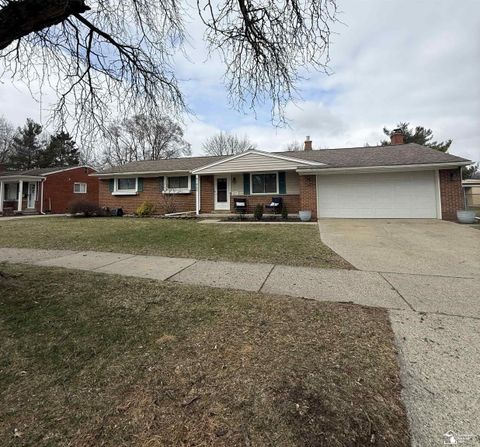 41460 Greenbriar Ln Lane Plymouth Charter Township MI 48170