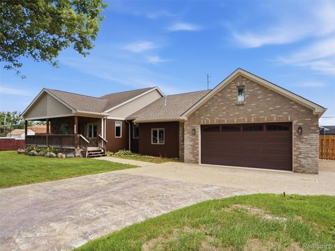 Photo of 58106 Delmar, Washington Township, MI 48094 (MLS # 20261006763)