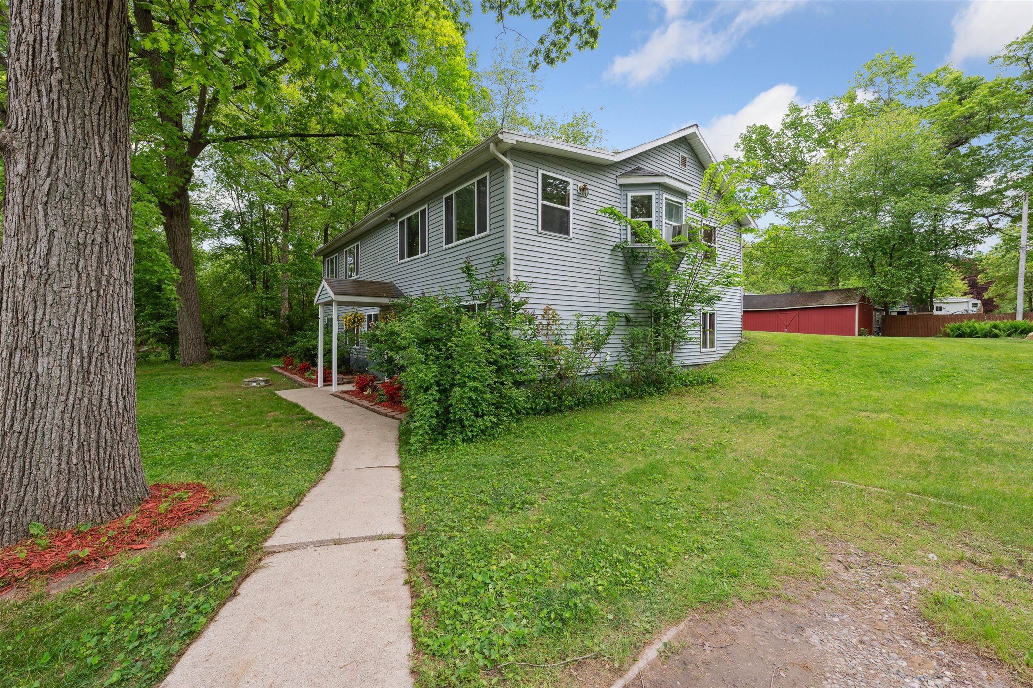 6544 Woodland Road
