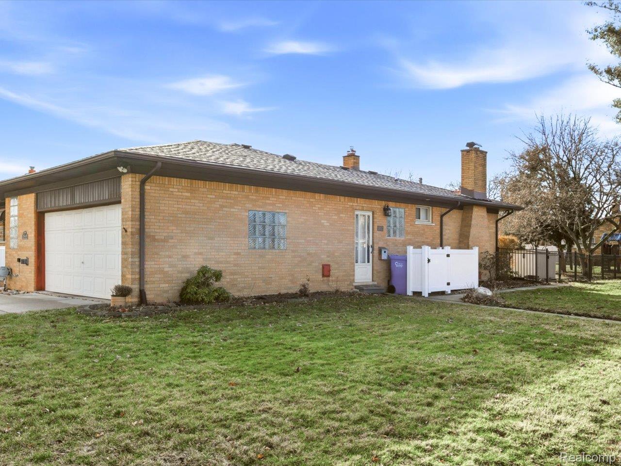 31327 Wellston Drive