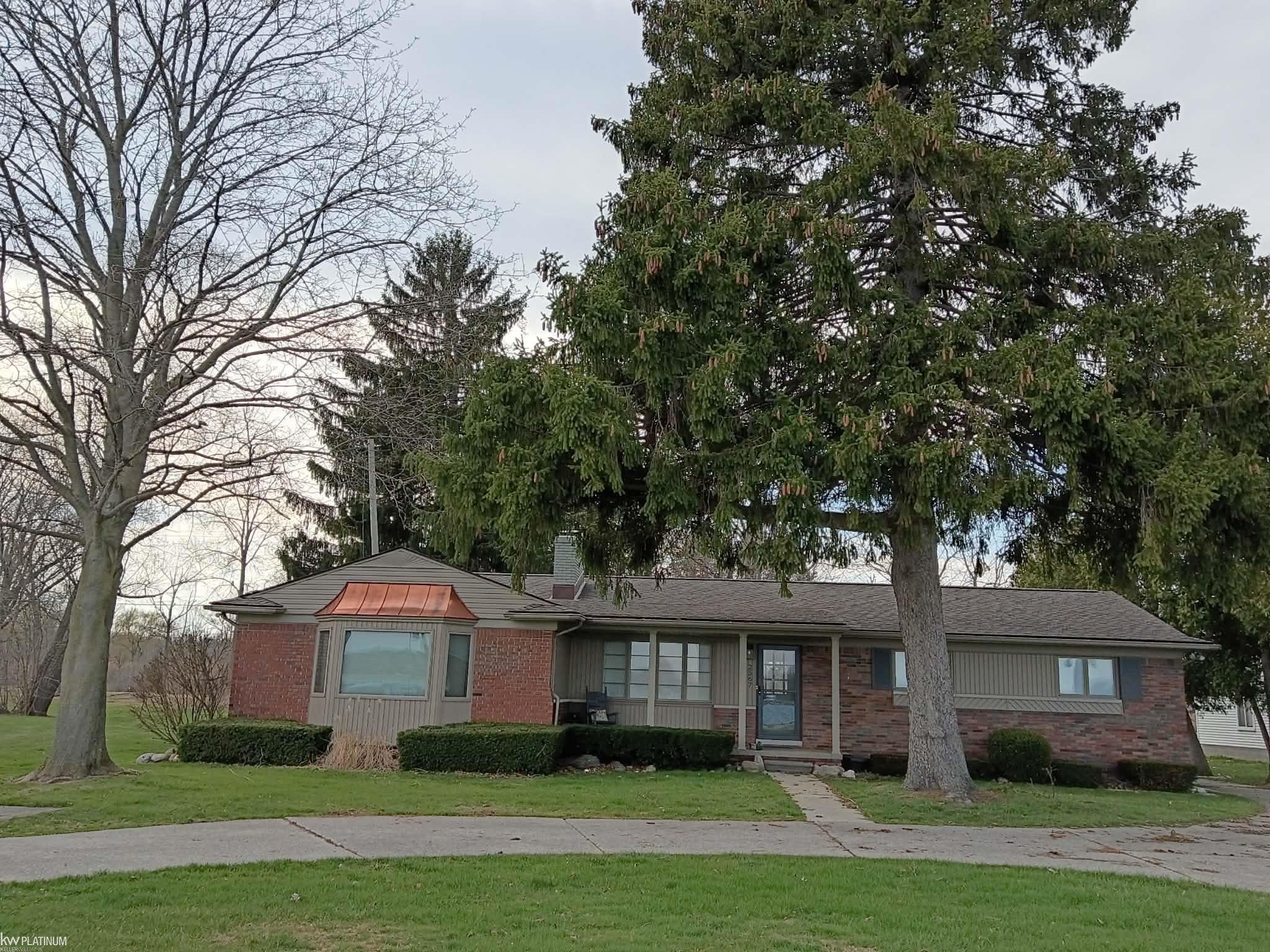 2567 St. Clair River Drive