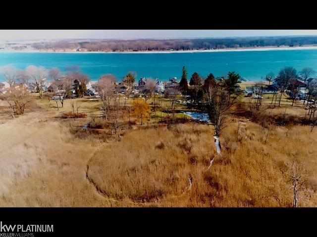 2567 St. Clair River Drive