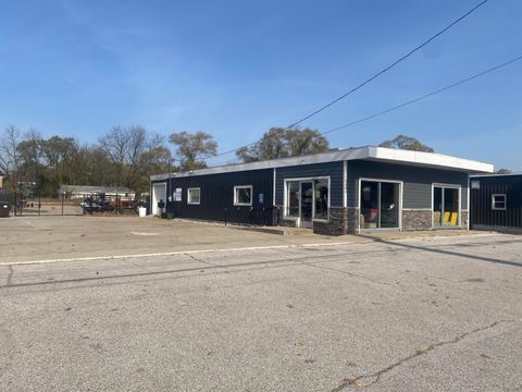 2256 E Apple Avenue Muskegon Charter Township MI 49442