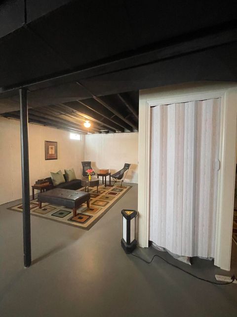listing image 52