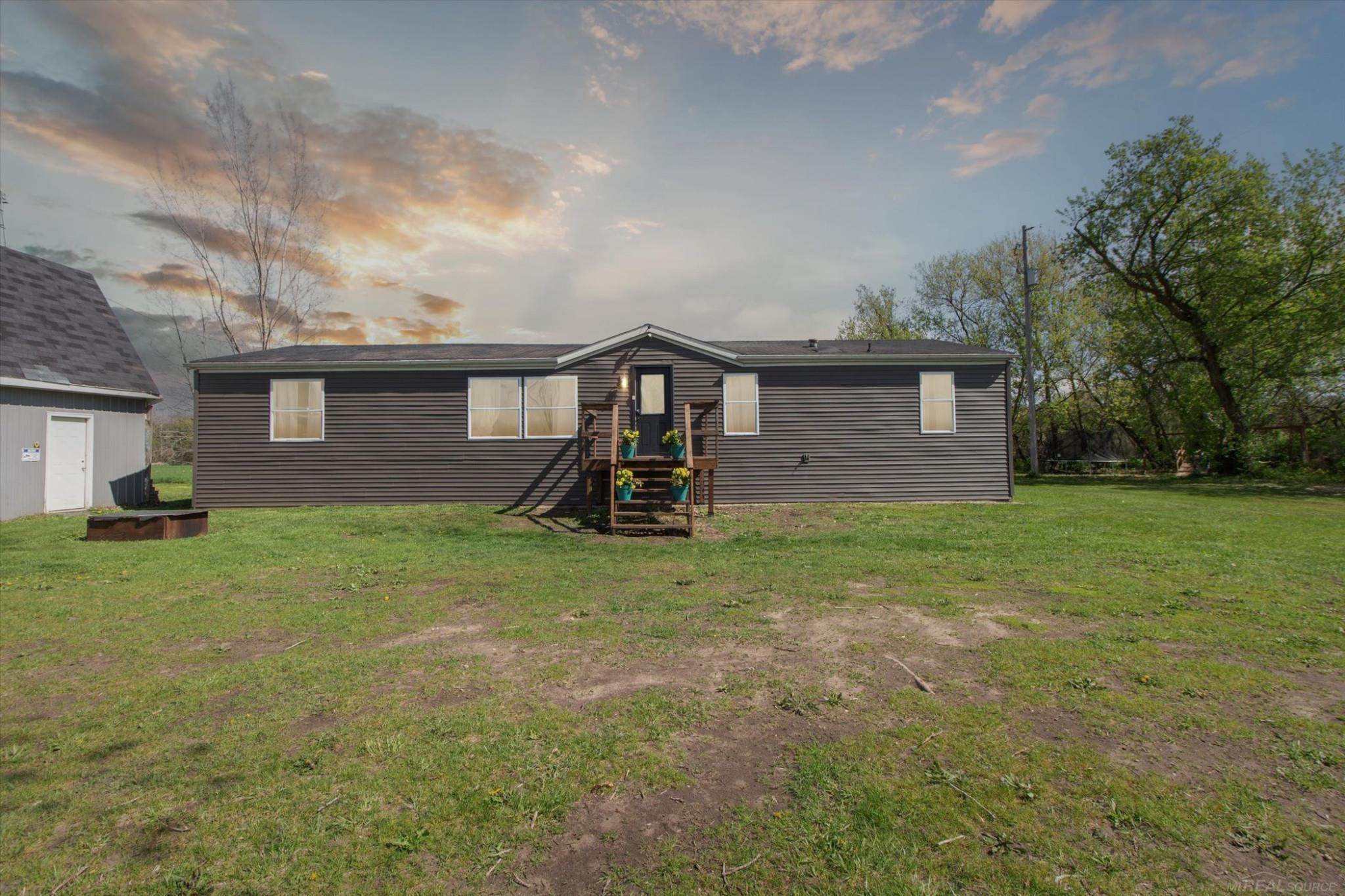 10343 E Pakes Road