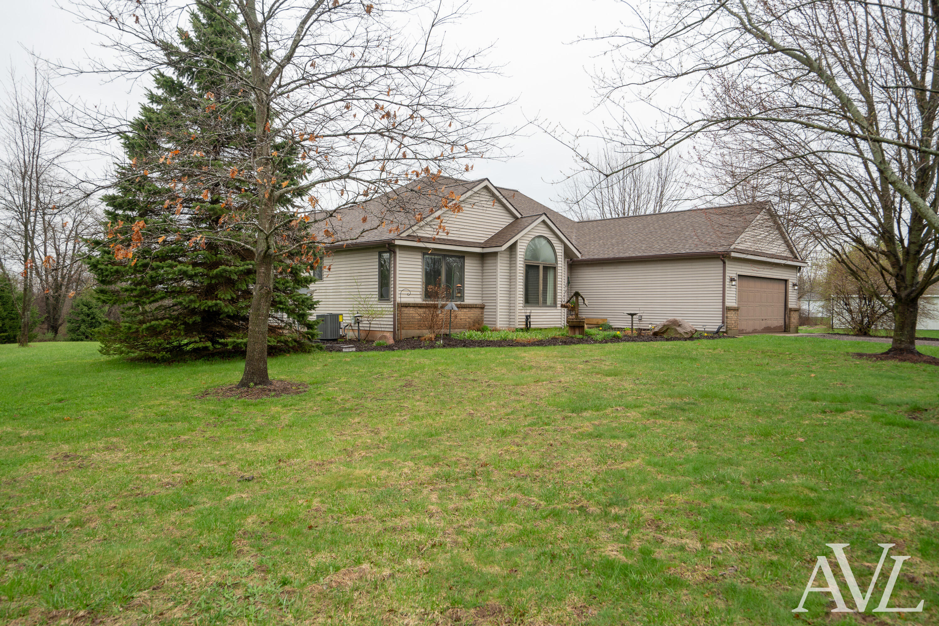 11855 Woodland Park Drive NE