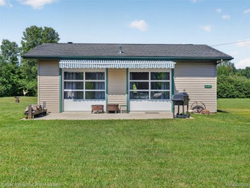 4107 Pine Street Clement Township MI 48624