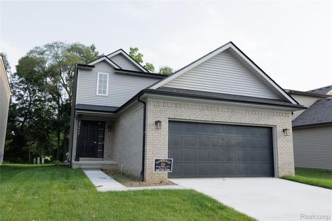 20219 Finley Drive Clinton Charter Township MI 48035