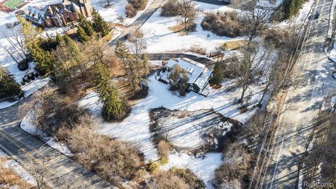 1355 Orchard Ridge Road Bloomfield Charter Township MI 48304