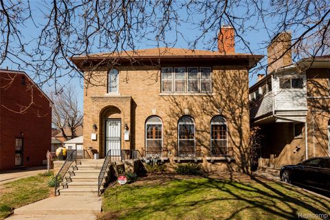 16871 Baylis Street Detroit City MI 48221