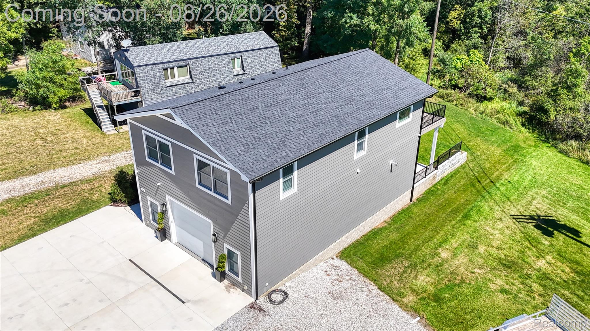 454 E Shore Drive