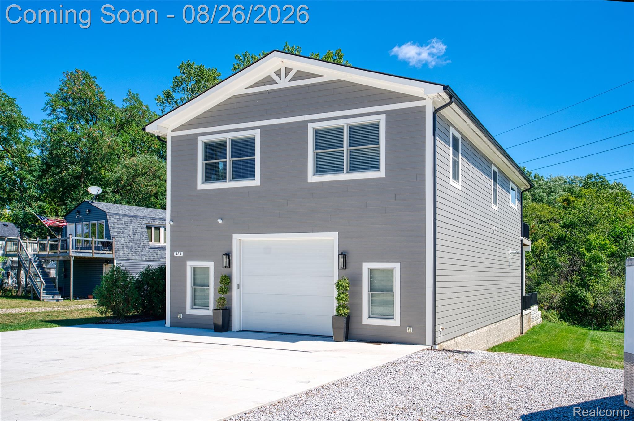 454 E Shore Drive