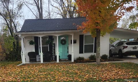 103 Michigan St Holly Village MI 48442