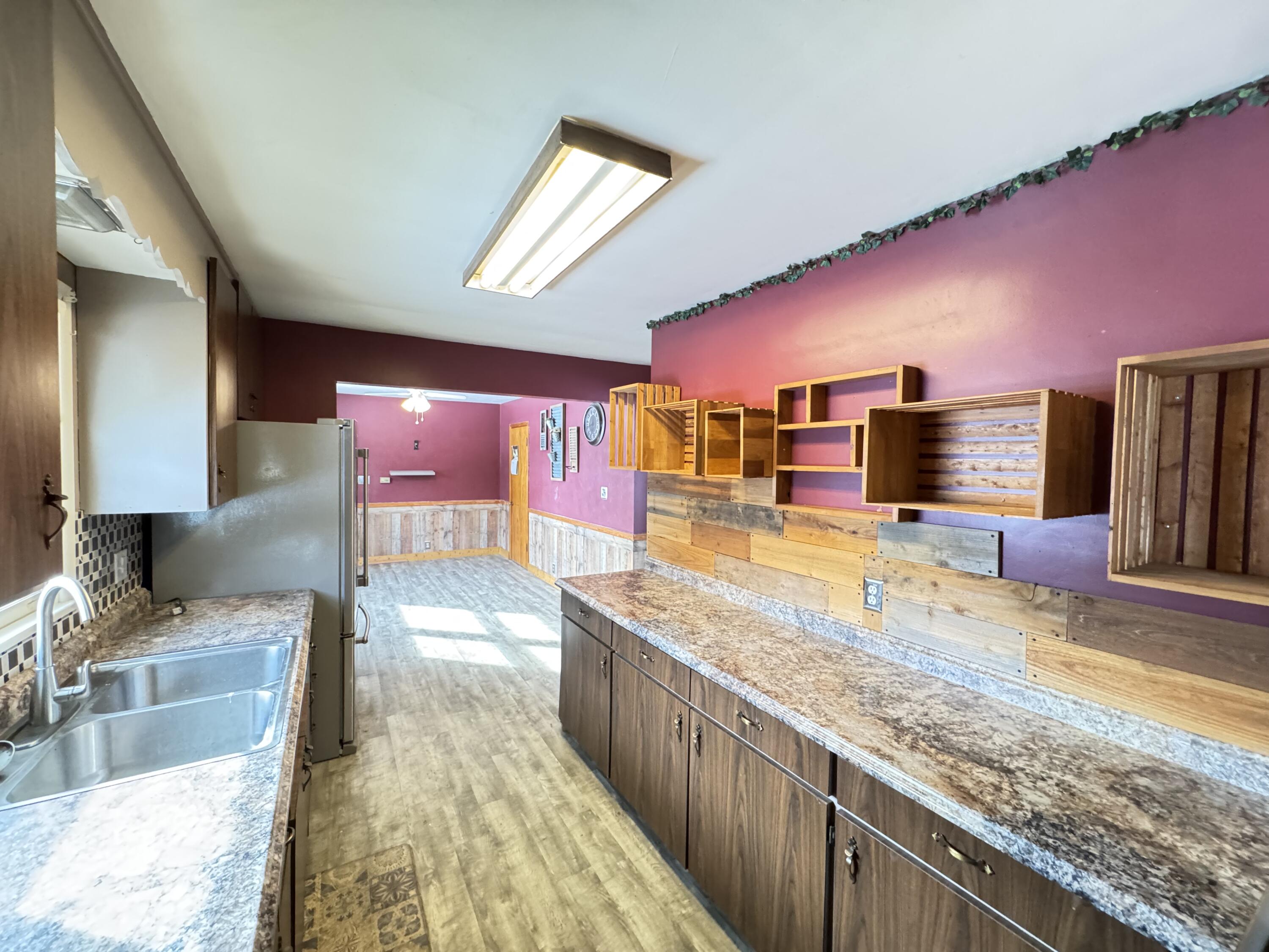 3334 W Glendora Road