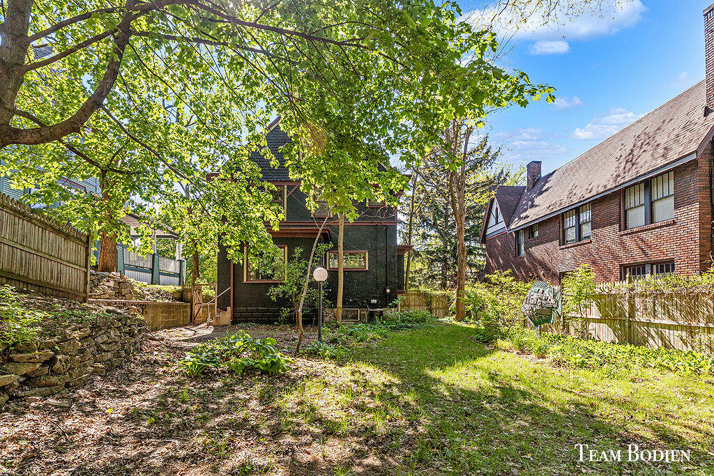 620 Prospect Avenue SE