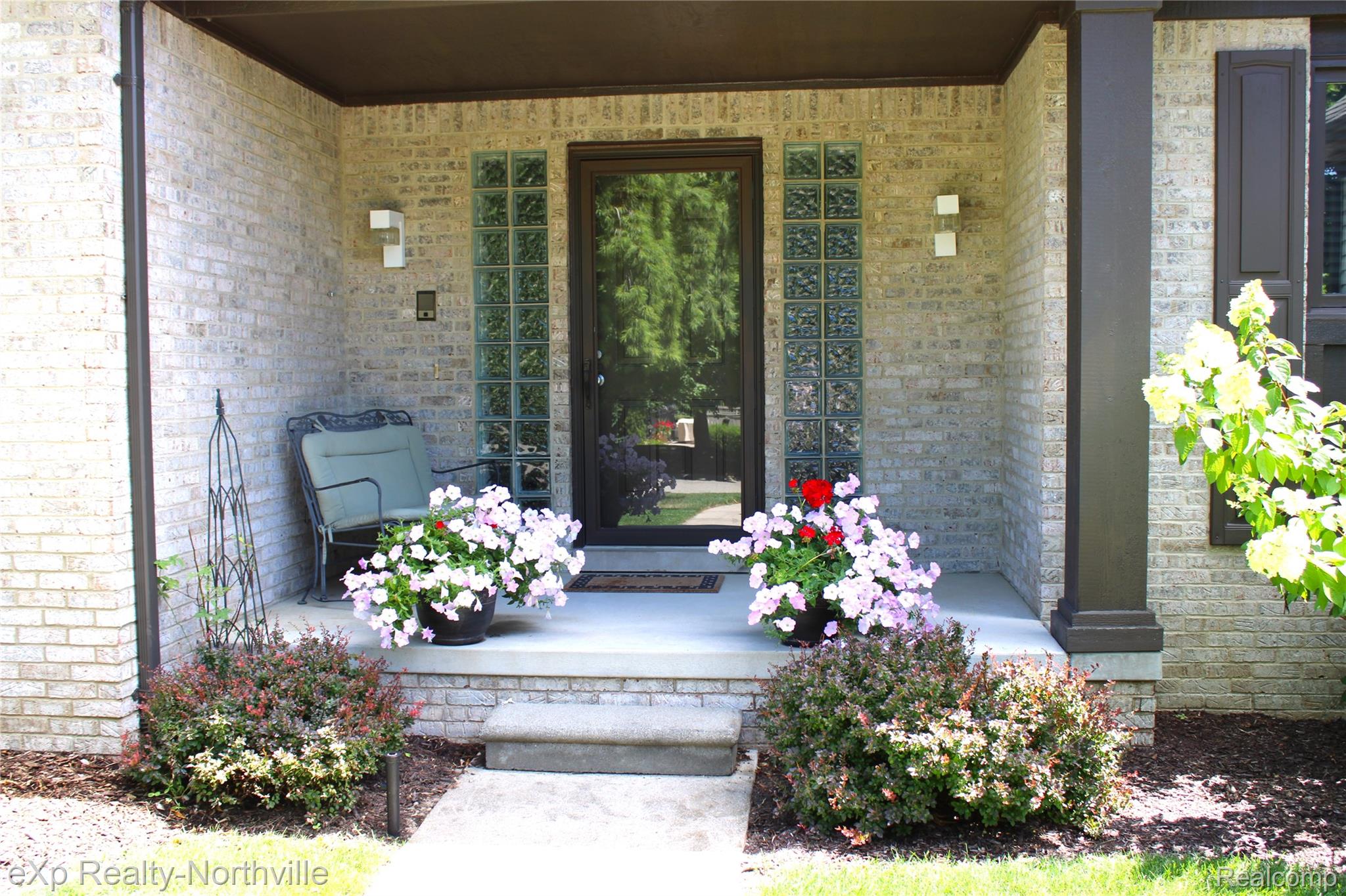 5364 Bridge Trail E