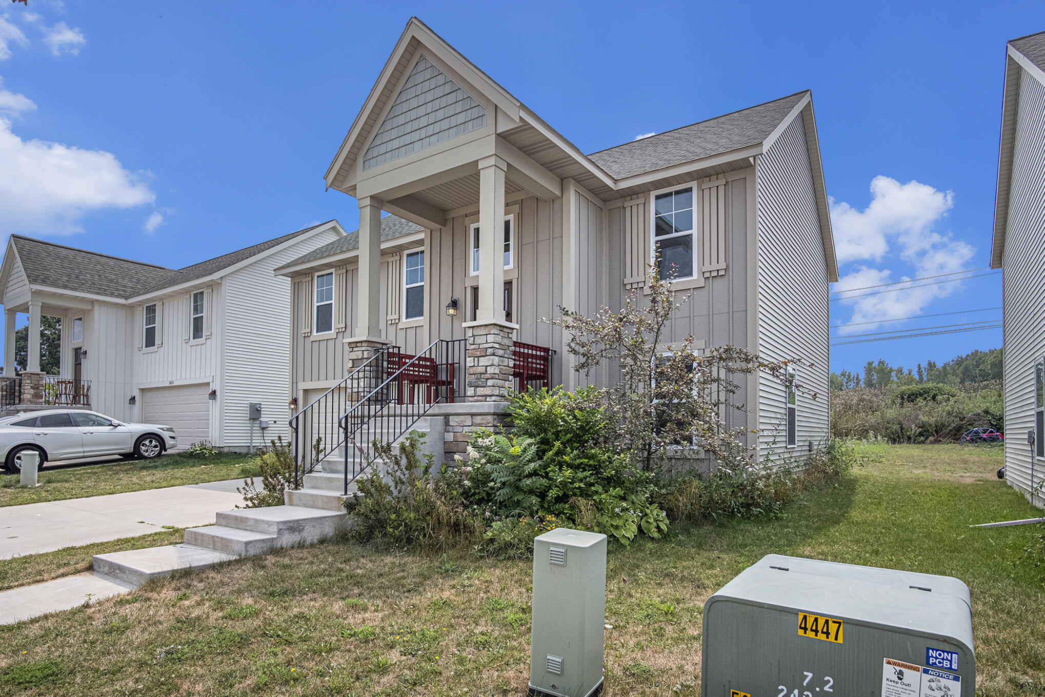 3814 Blazing Star Street SE