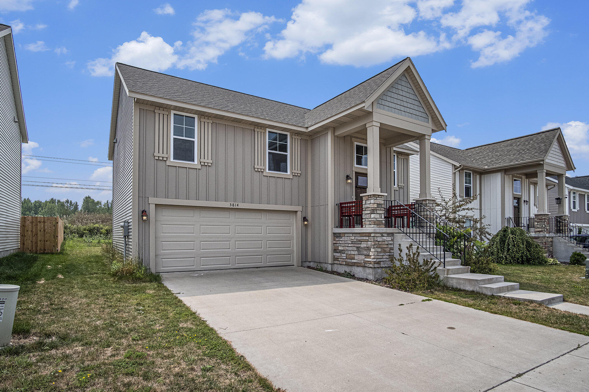 3814 Blazing Star Street SE