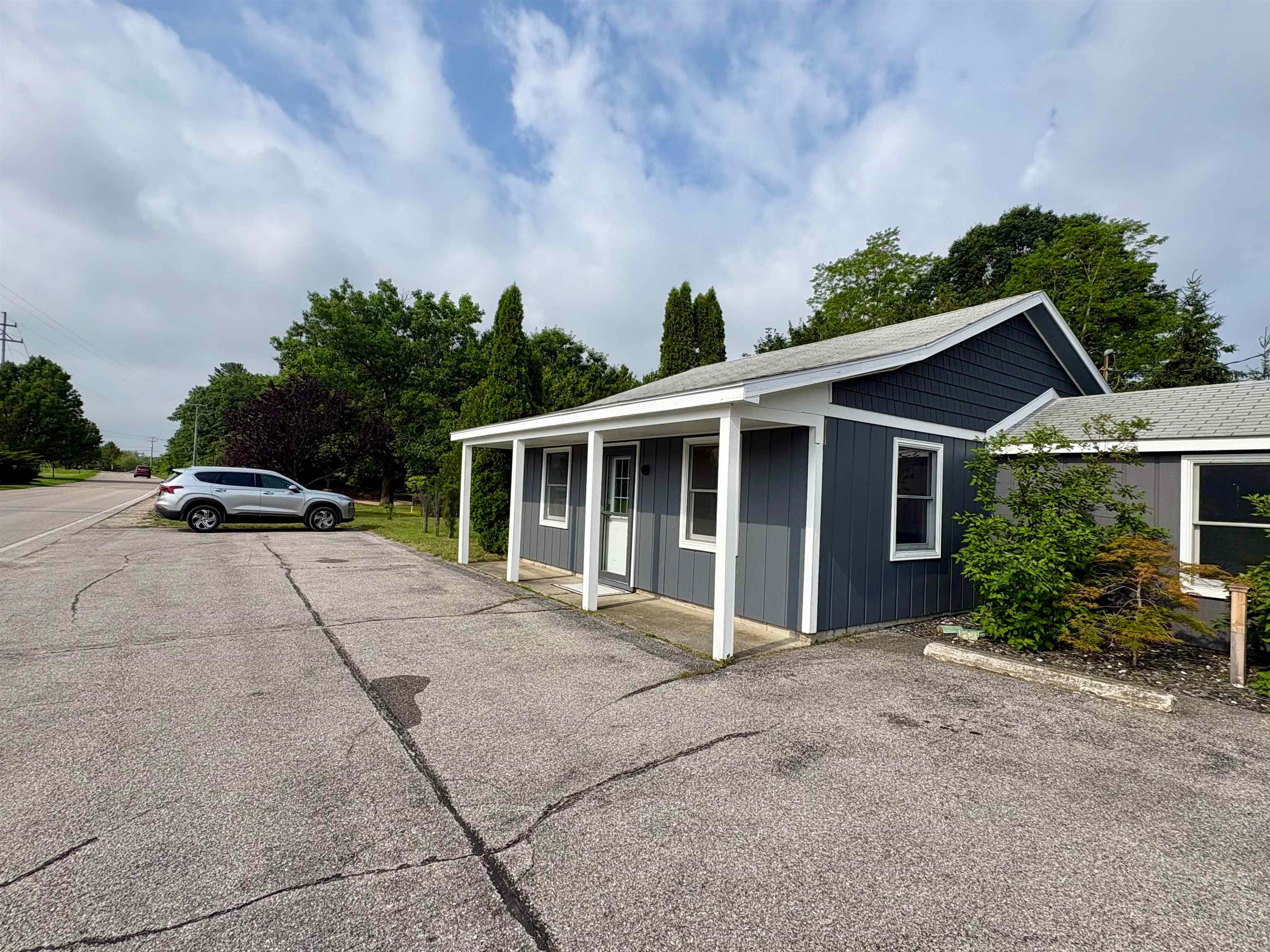 9066 N Bayshore Drive