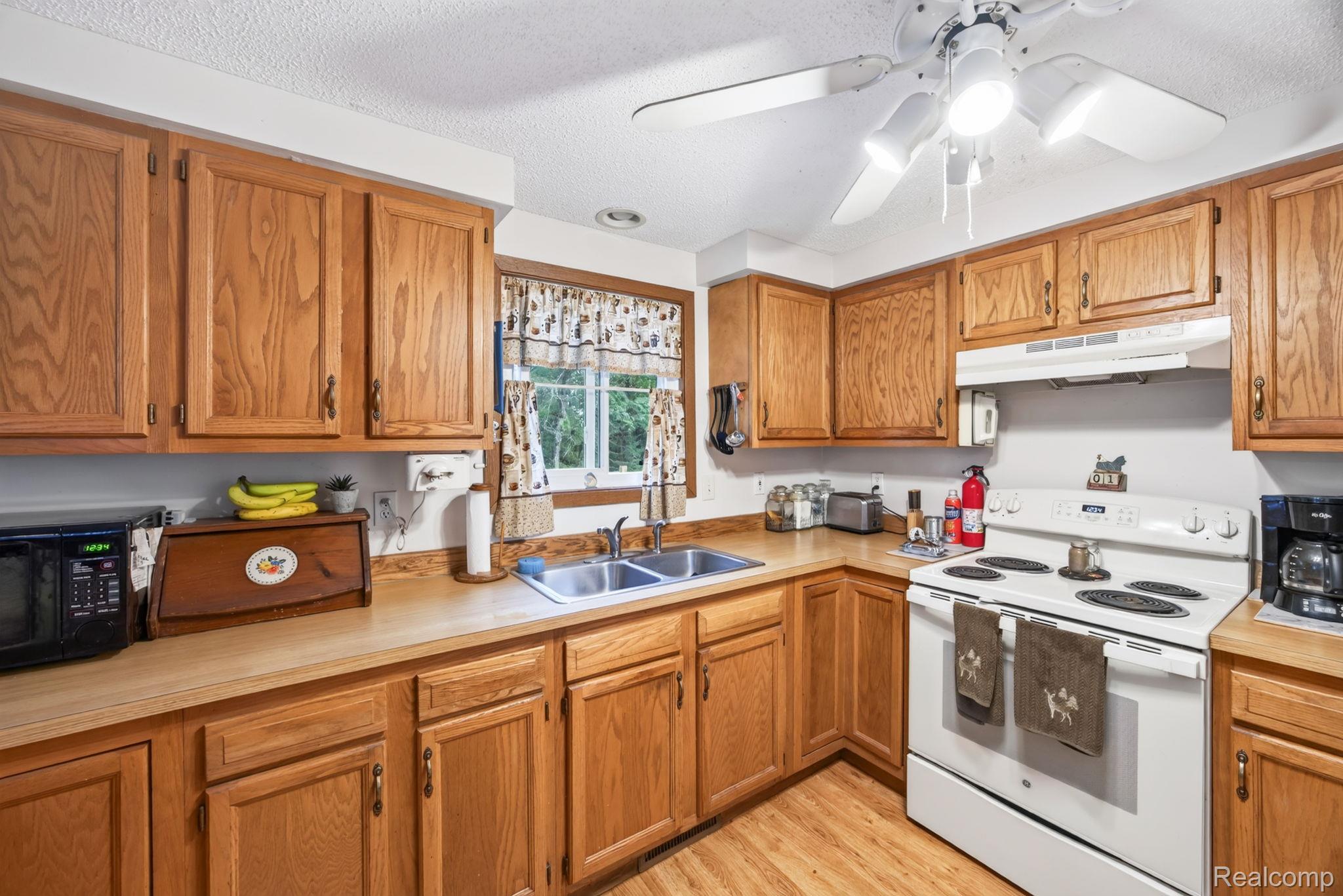 11245 Cedar Road