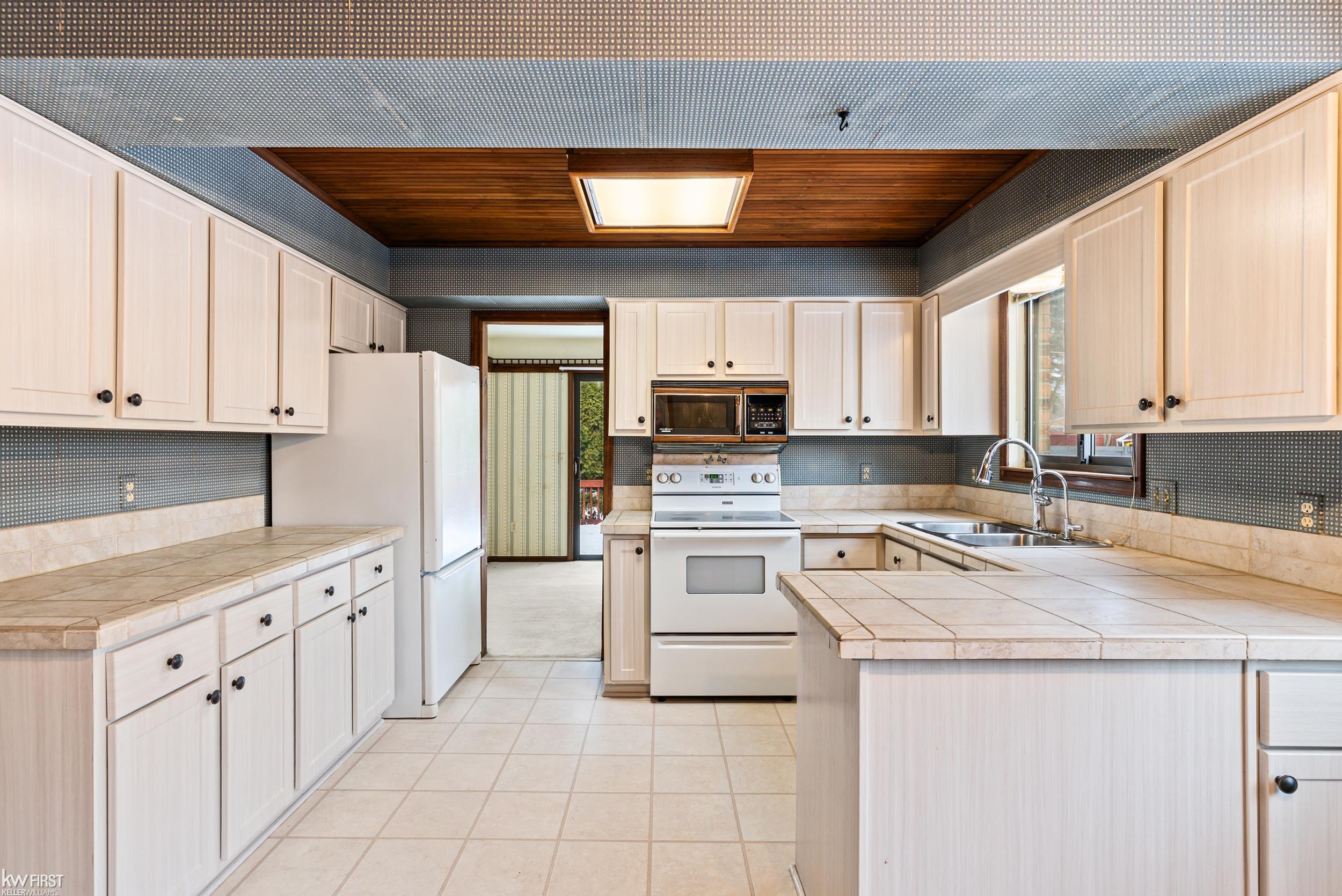 451 Sandehurst Drive