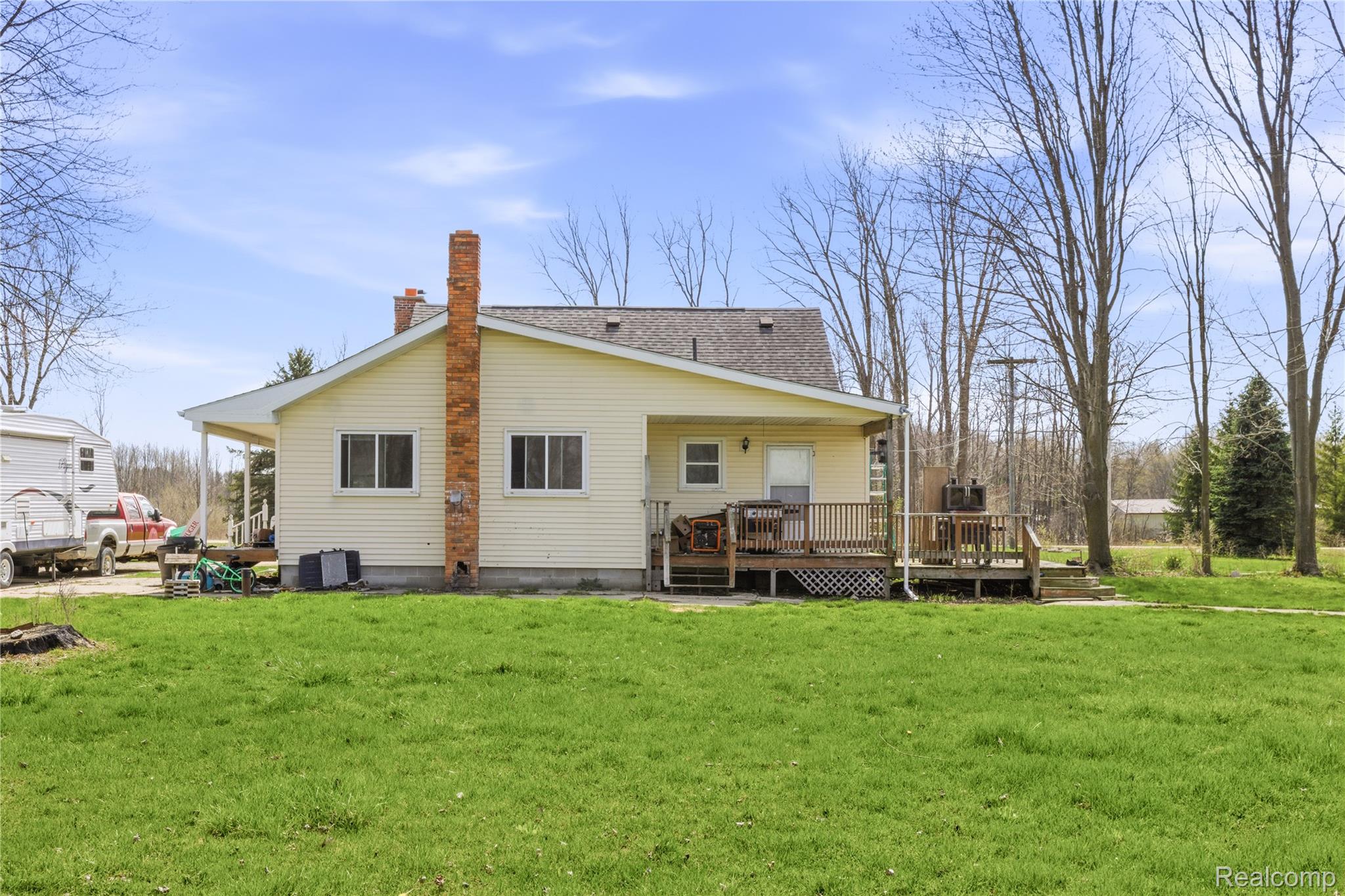 301 E Fremont Road