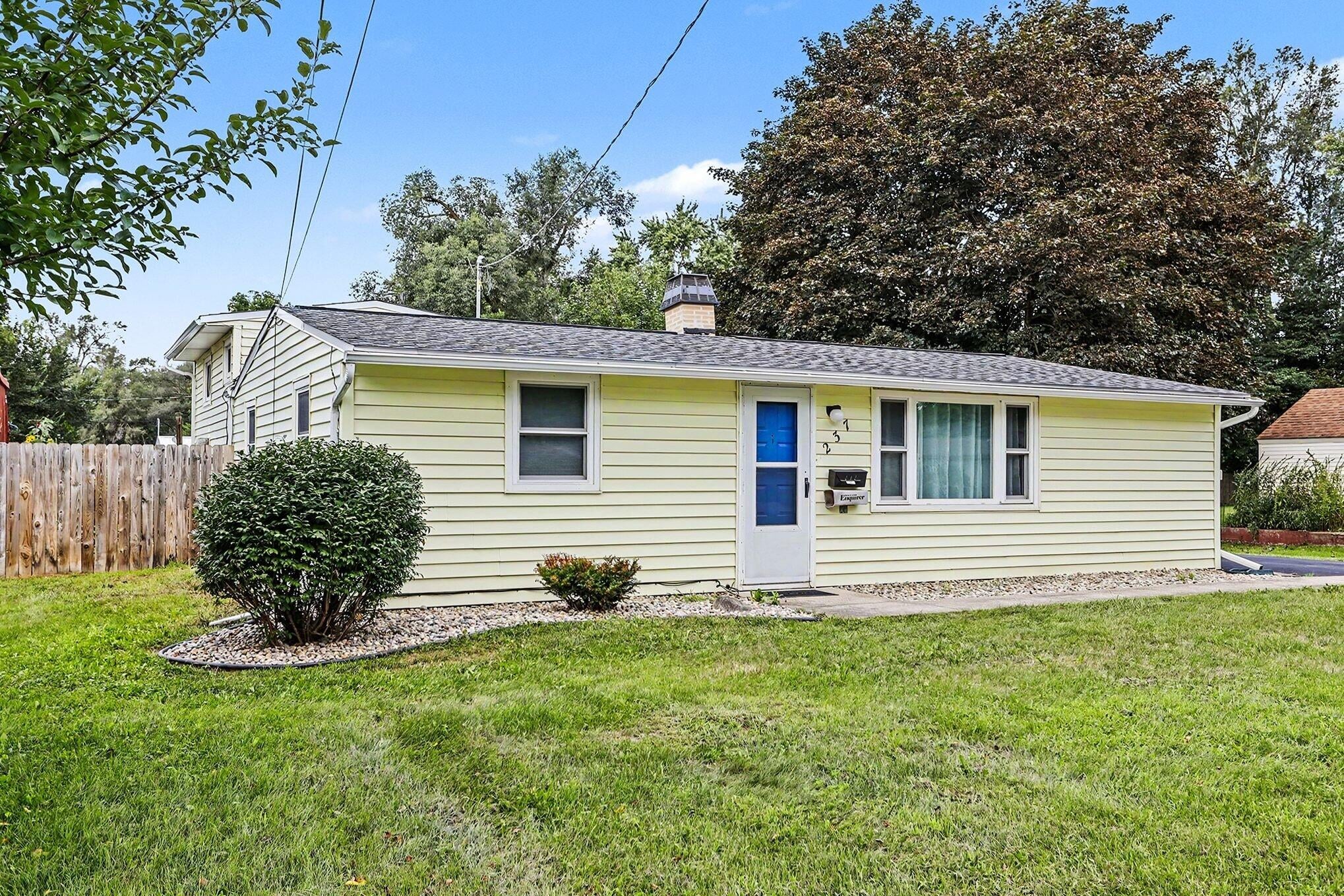 237 24th Street N