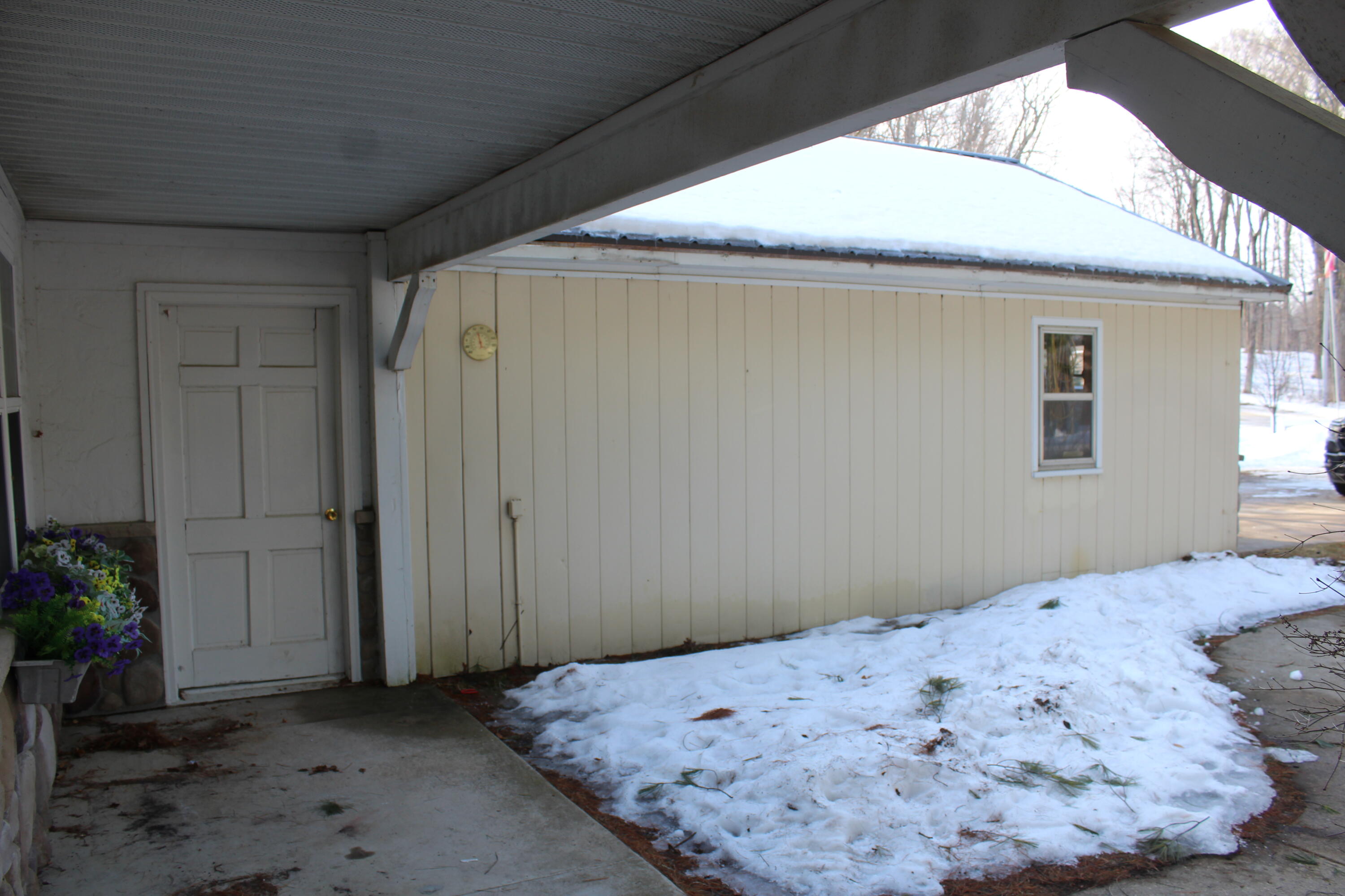 1132 N Meadowbrook Road