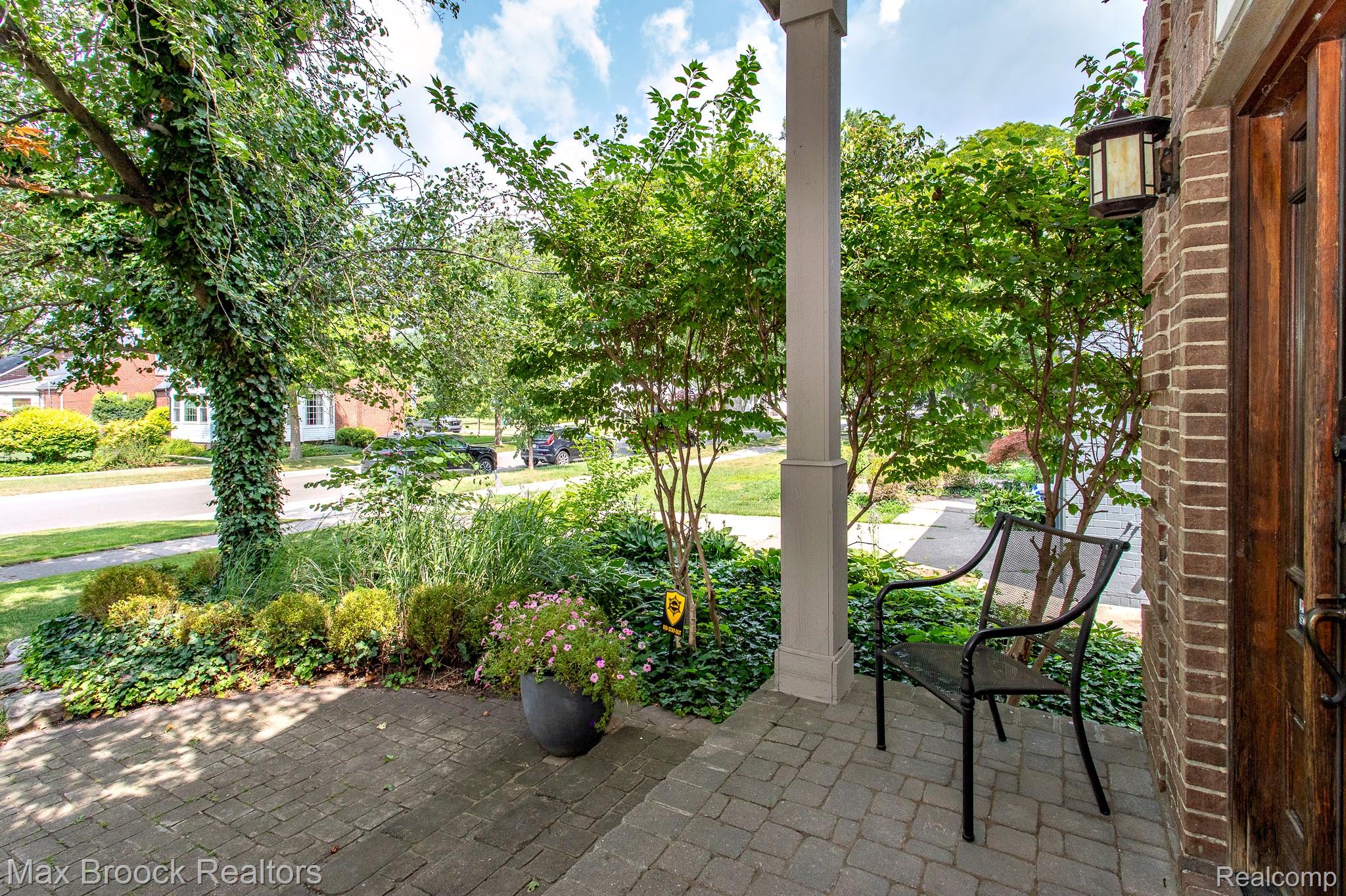 26624 WYOMING Road
