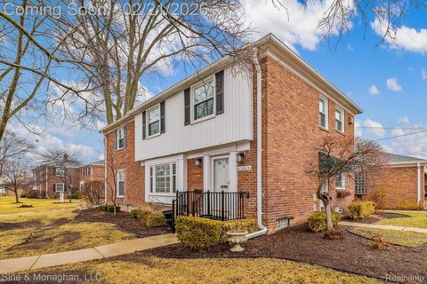 612 Cadieux Road Grosse Pointe City MI 48230