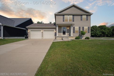 5200 Autumn Kirsten Drive Fowlerville Village MI 48836