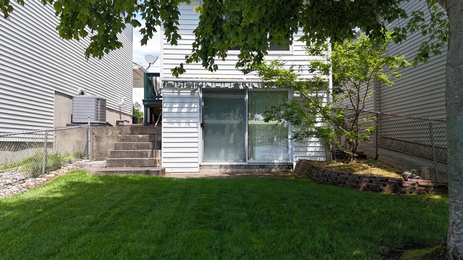 230 Duryeas Point