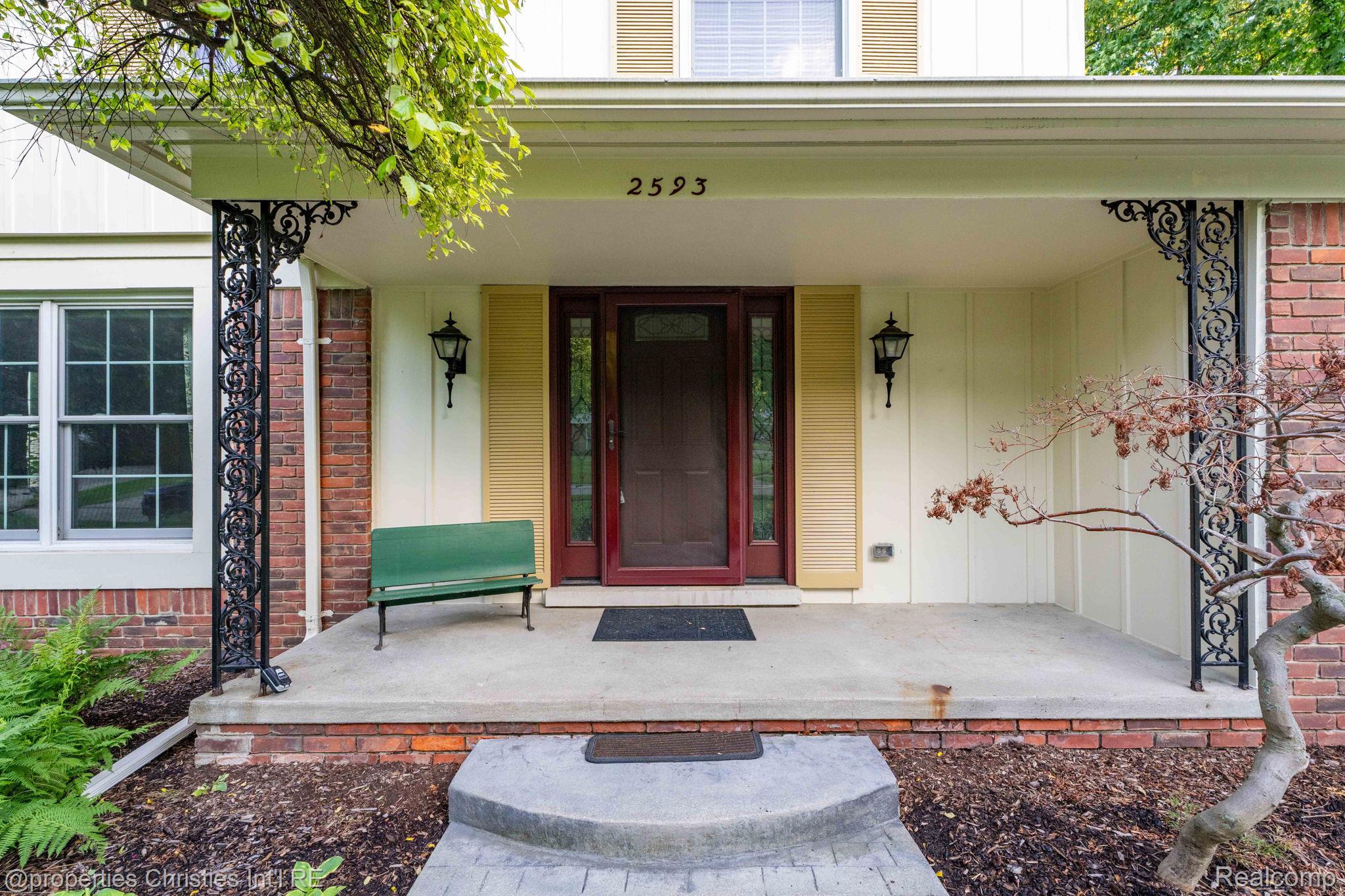 2593 Hounds Chase Drive