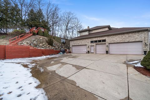 listing image 63