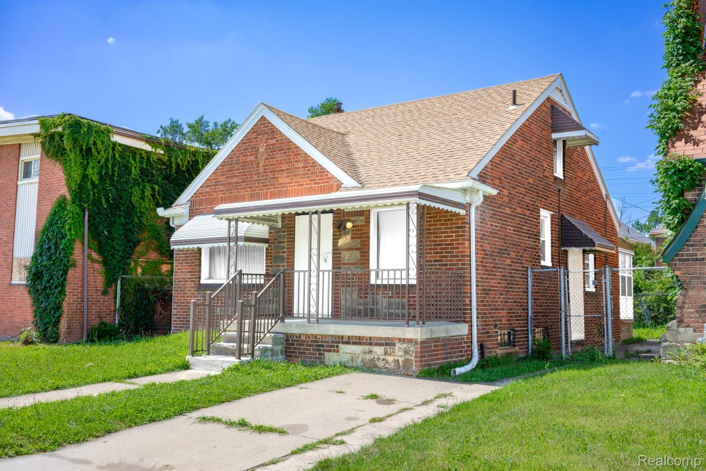 Photo of 4224 W DAVISON, Detroit City, MI 48238 (MLS # 20261041949)
