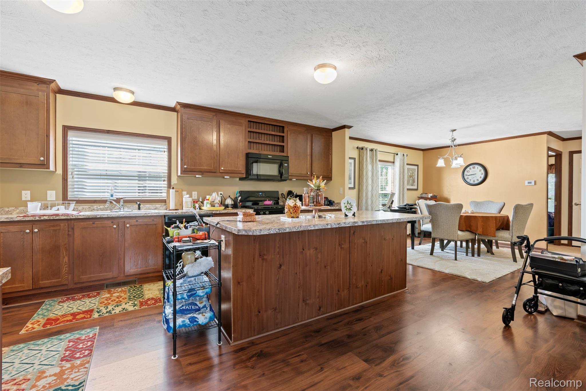 3544 Midsummer Lane
