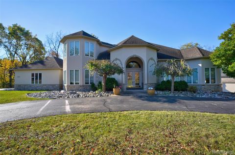 5166 Warwick Woods Trail Grand Blanc Charter Township MI 48439