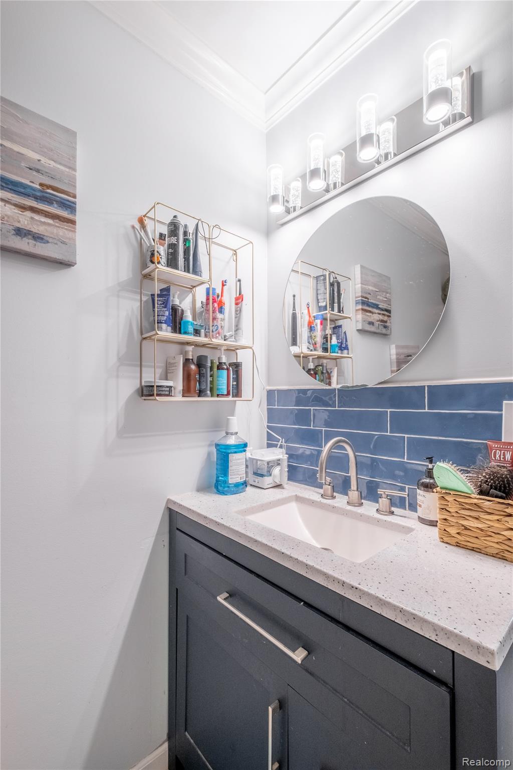 Fenton City, Michigan 48430, United States, 4 Bedrooms Bedrooms, ,3 BathroomsBathrooms,Residential,Pending,204900