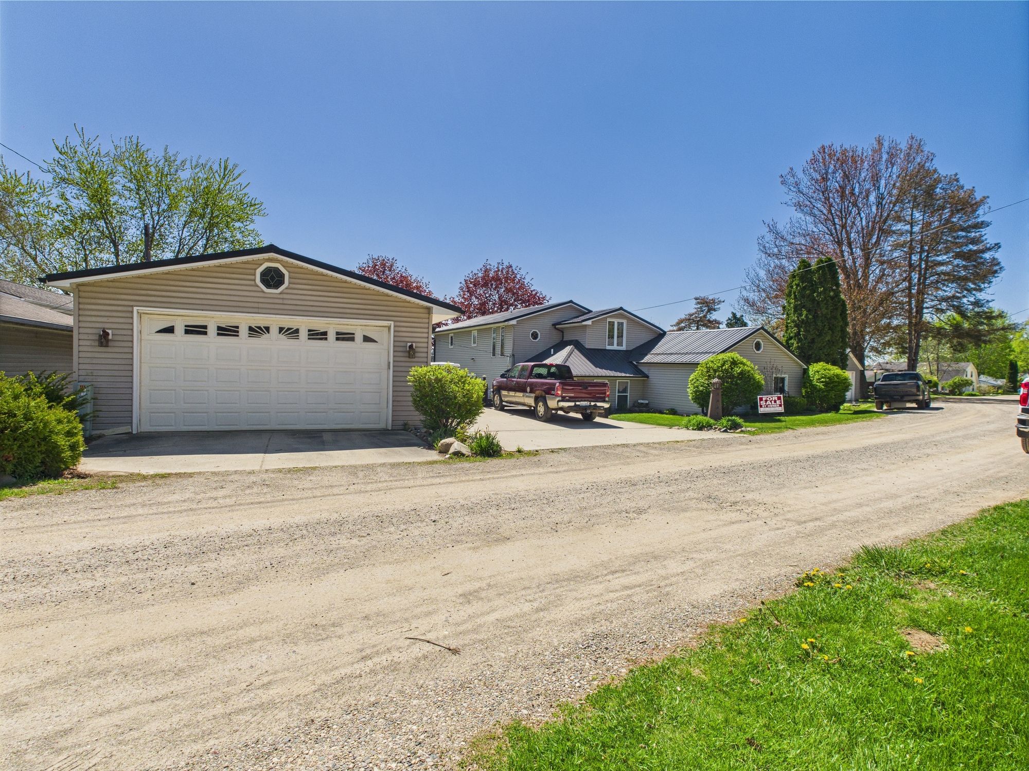 480 PENINSULA Drive