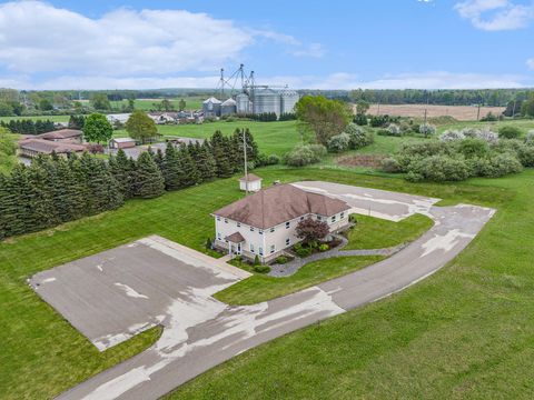 825 W US 10 & 31 Amber Township MI 49454