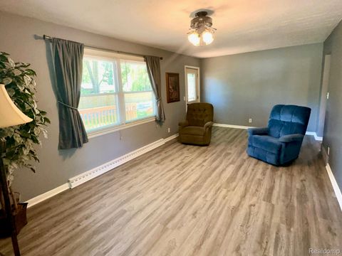 Tiny photo for 3003 Creston Avenue, Lansing City, MI 48906 (MLS # 20261036346)