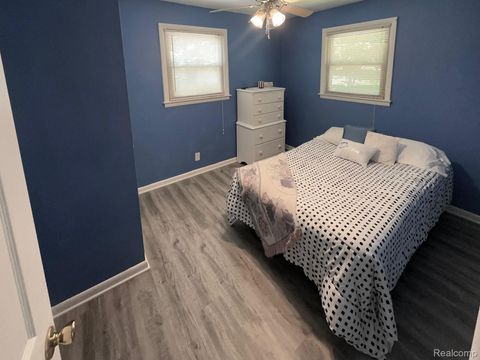 Tiny photo for 3003 Creston Avenue, Lansing City, MI 48906 (MLS # 20261036346)