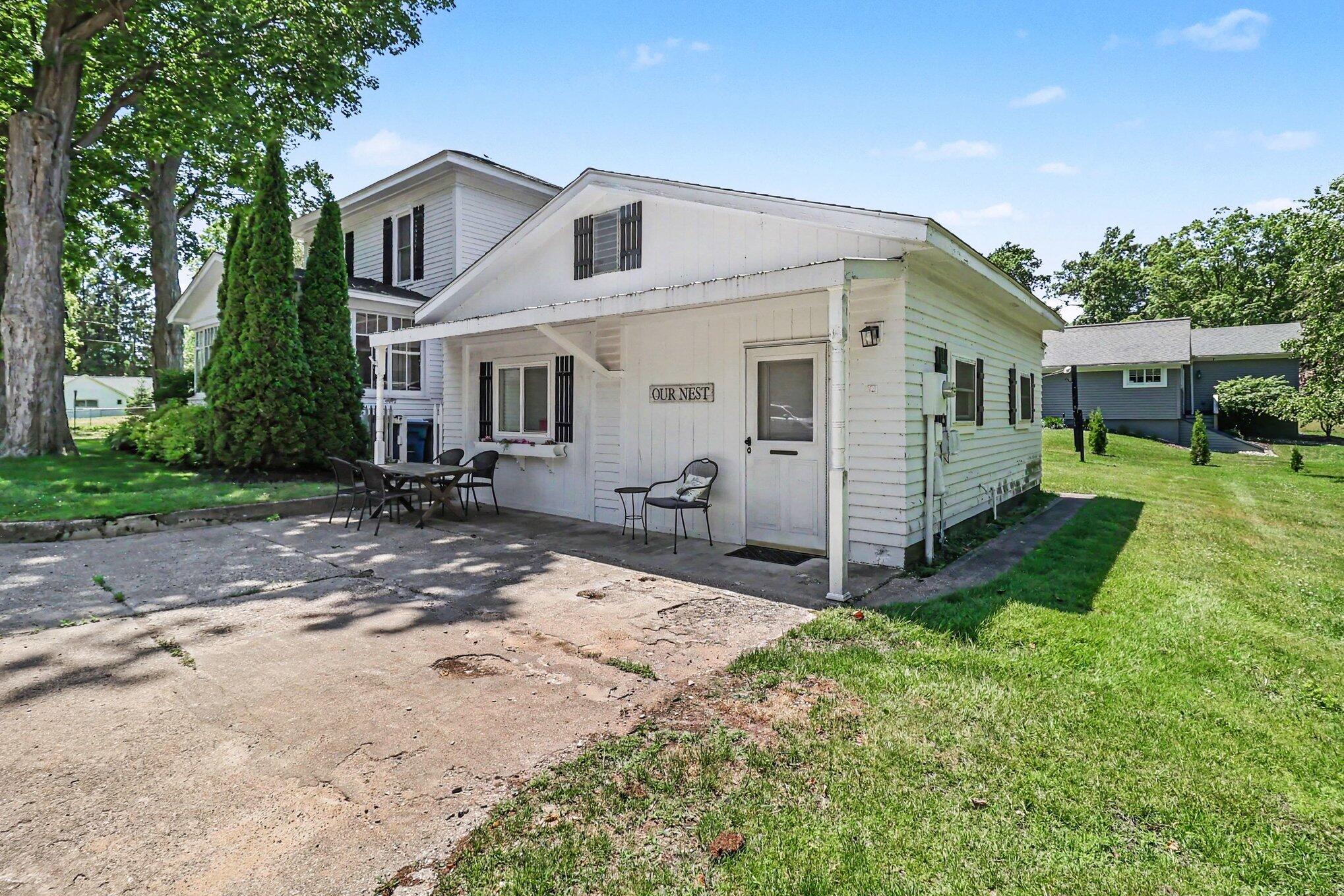 382 E 3rd Street