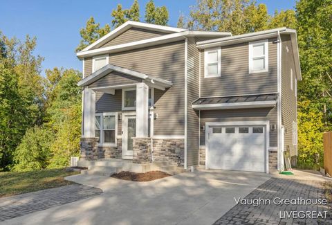 2905 Woodside Avenue SE Grand Rapids City MI 49508