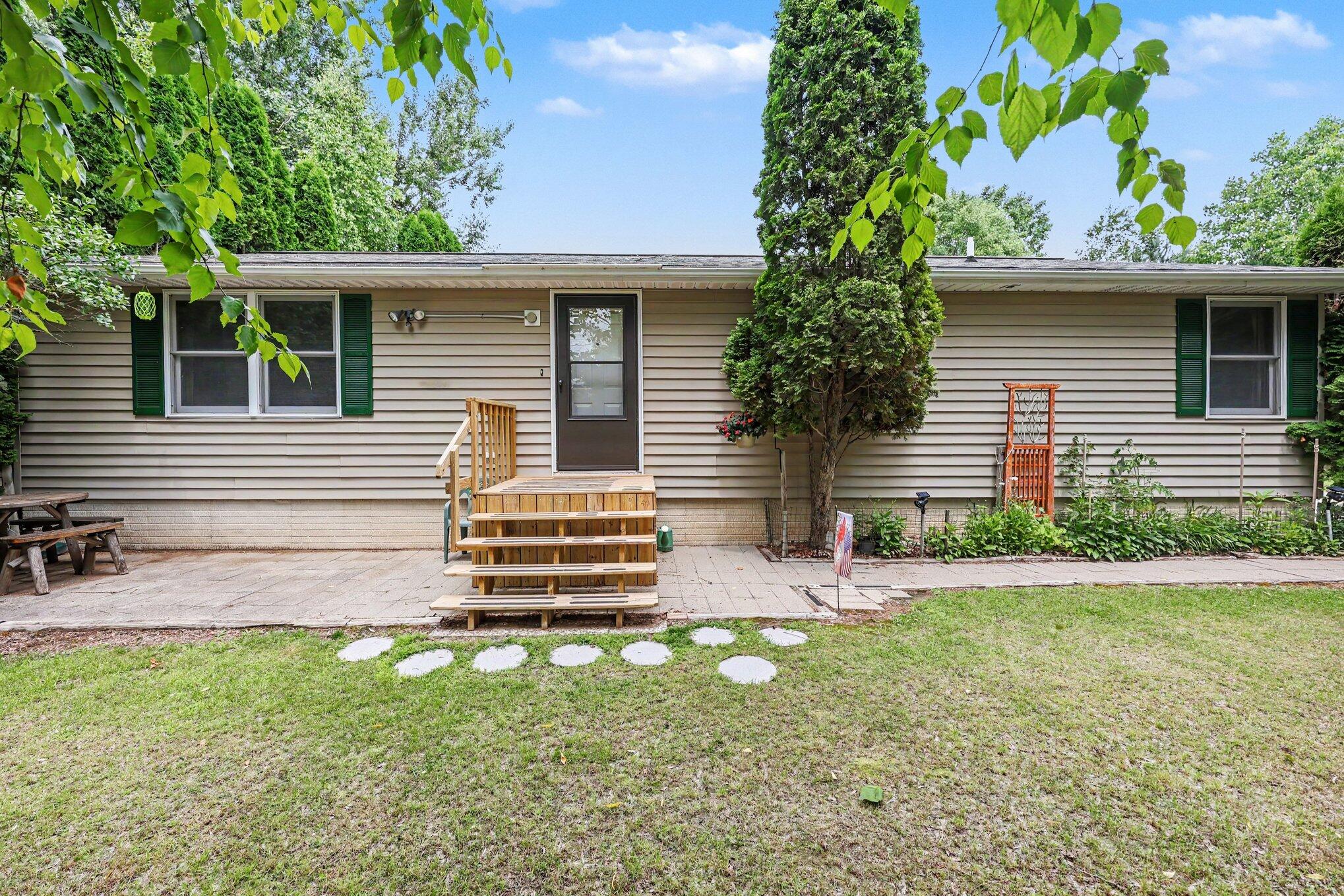 8202 Kennedy Road