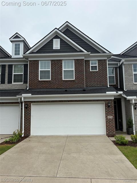 273 Strawberry Drive Rochester City MI 48307