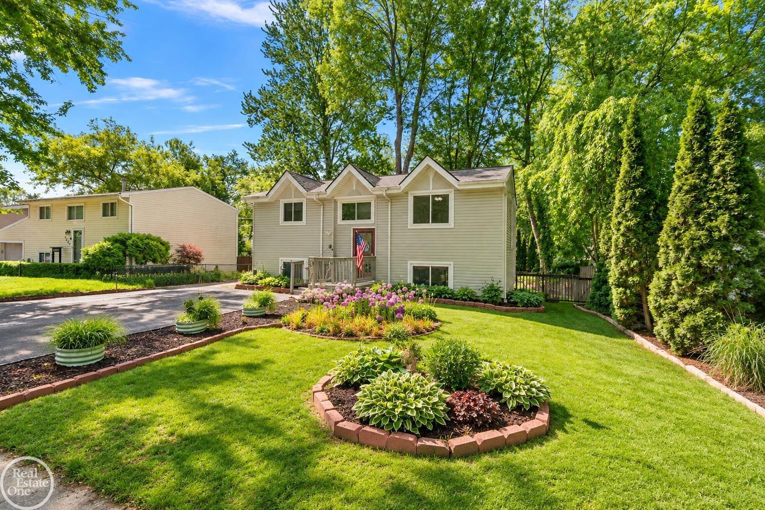 1136 Miller Road