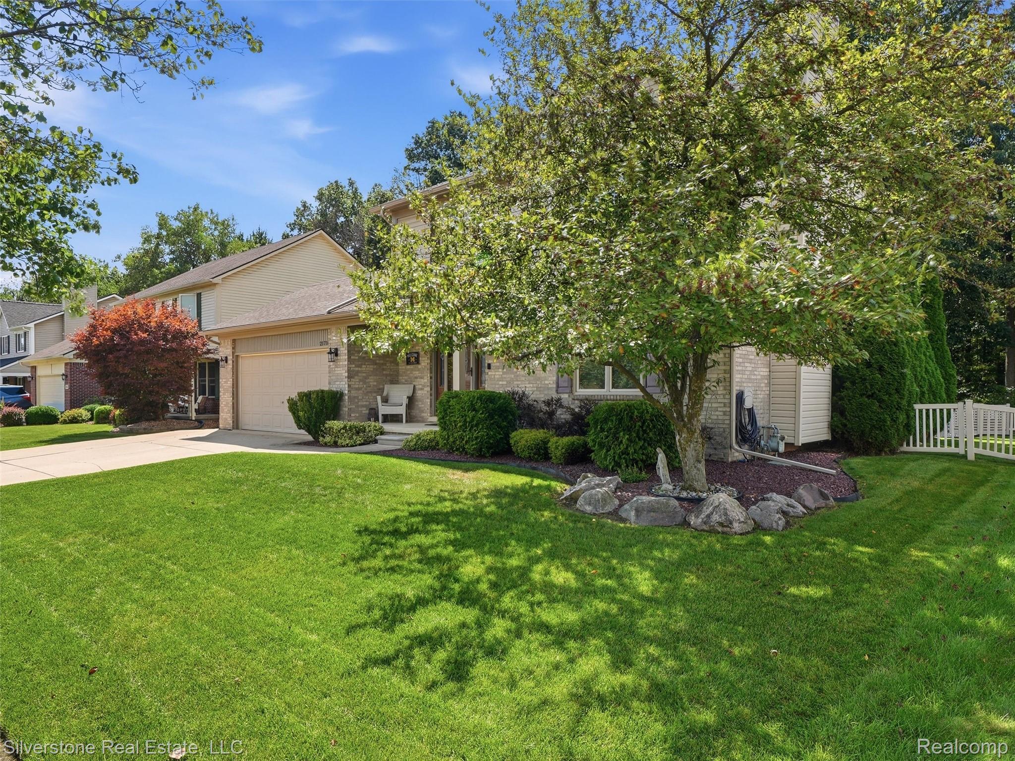 21716 Hildebrandt Drive